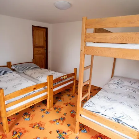 U Skiareálu Сasa de vacaciones